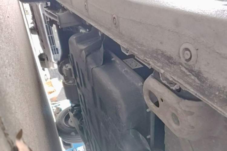 Used Wuling Hongguang MINIEV 2021 Macaron Premium Model – Lithium Iron Phosphate Right Side Sill