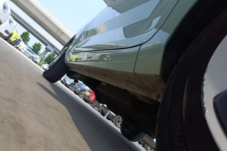 Used Wuling Hongguang MINIEV 2021 Macaron Fashion Model Lithium Iron Phosphate Right Side Sill