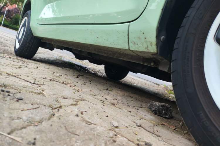 Used Wuling Hongguang MINIEV 2021 Macaron Premium Model – Lithium Iron Phosphate Right Side Sill