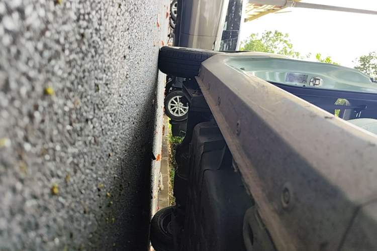 Used Wuling Hongguang MINIEV 2021 Macaron Premium Model – Lithium Iron Phosphate Right Side Sill