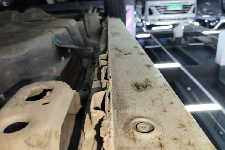 Used Wuling Hongguang MINIEV 2021 Macaron Premium Model – Lithium Iron Phosphate Right Side Sill