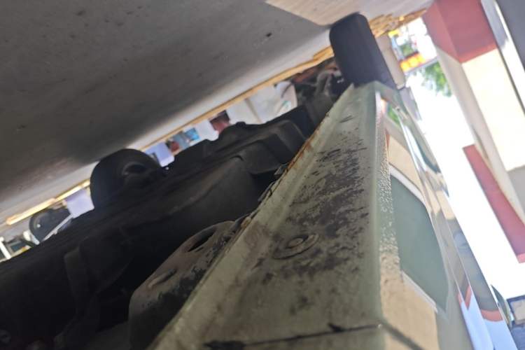 Used Wuling Hongguang MINIEV 2021 Macaron Premium Model – Lithium Iron Phosphate Right Side Sill
