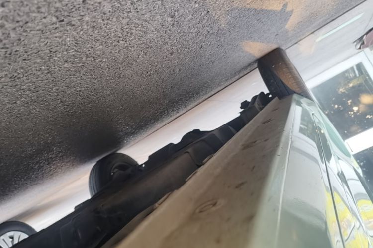 Used Wuling Hongguang MINIEV 2021 Macaron Premium Model – Lithium Iron Phosphate Right Side Sill