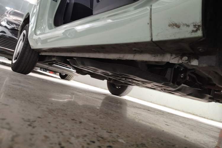 Used Wuling Hongguang MINIEV 2021 Macaron Premium Model – Lithium Iron Phosphate Right Side Sill