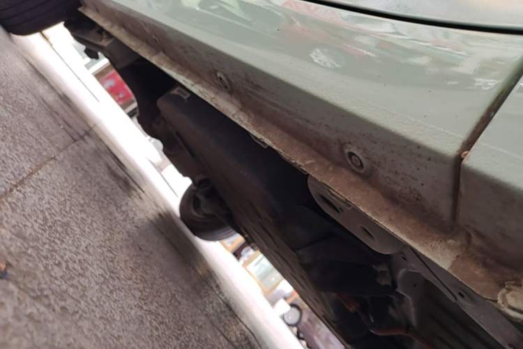 Used Wuling Hongguang MINIEV 2021 Macaron Sandwich Model 120 km Lithium Iron Phosphate Right Side Sill