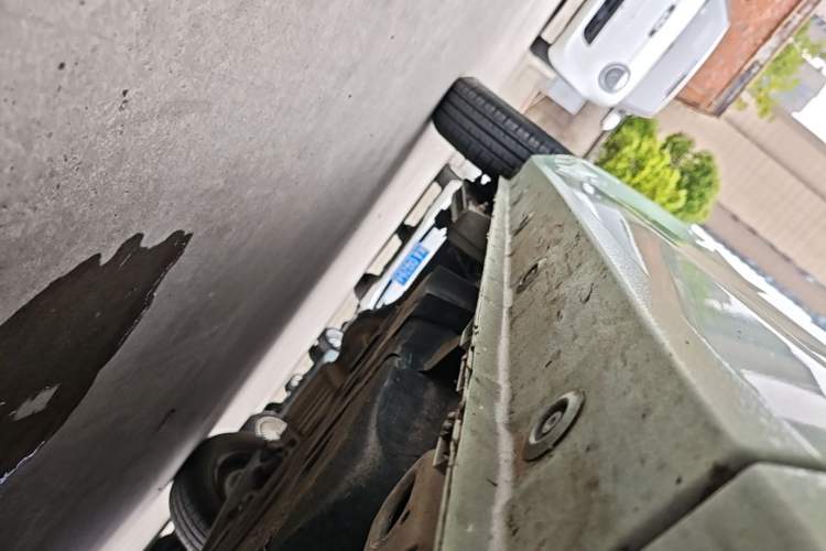 Used Wuling Hongguang MINIEV 2021 Macaron Premium Model – Lithium Iron Phosphate Right Side Sill