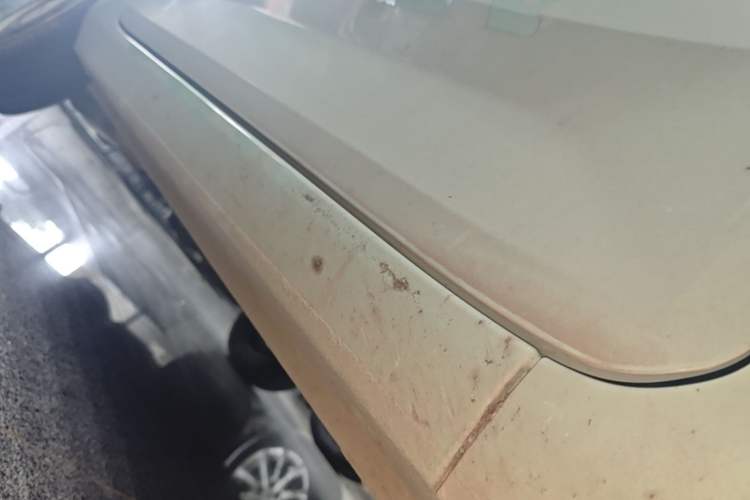 Used Wuling Hongguang MINIEV 2021 Macaron Fashion Edition Lithium-Ion Battery Right Side Sill