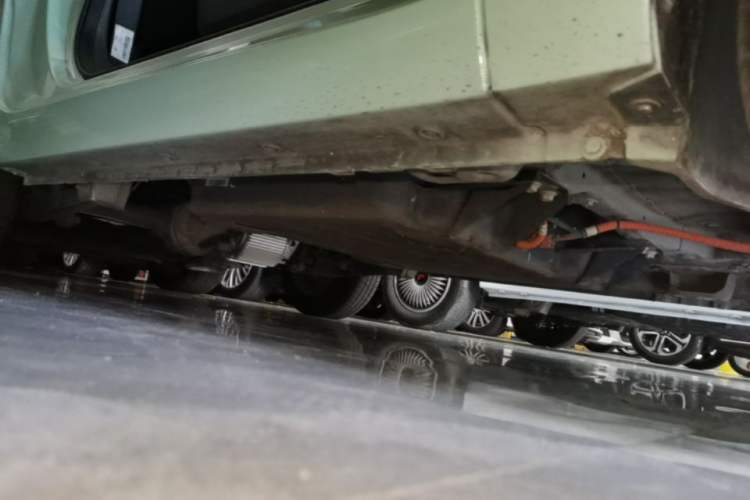 Used Wuling Hongguang MINIEV 2021 Macaron Fashion Edition Lithium-Ion Battery Right Side Sill