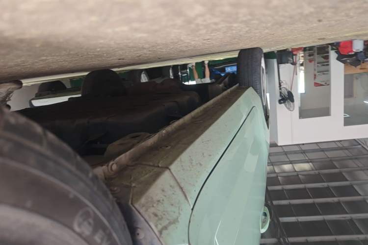 Used Wuling Hongguang MINIEV 2021 Macaron Premium Model – Lithium Iron Phosphate Right Side Sill