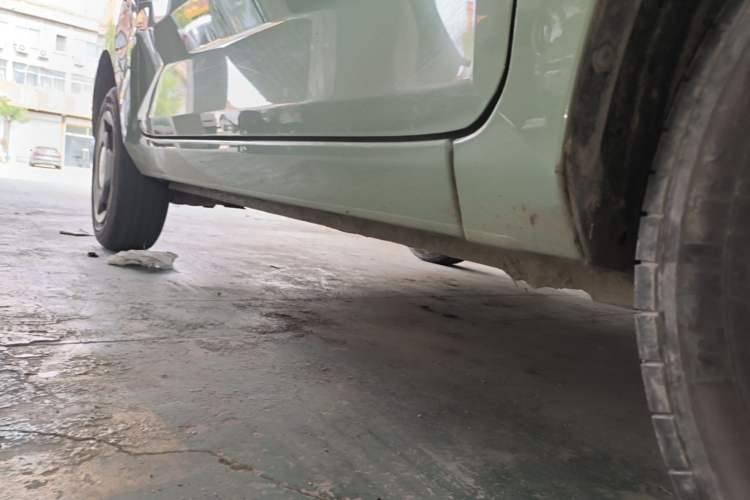 Used Wuling Hongguang MINIEV 2021 Macaron Fashion Model Lithium Iron Phosphate Right Side Sill