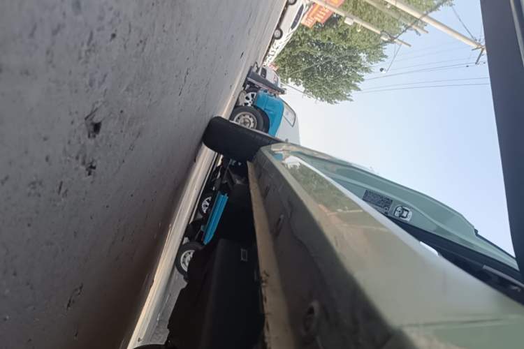 Used Wuling Hongguang MINIEV 2021 Macaron Fashion Edition Lithium-Ion Battery Right Side Sill