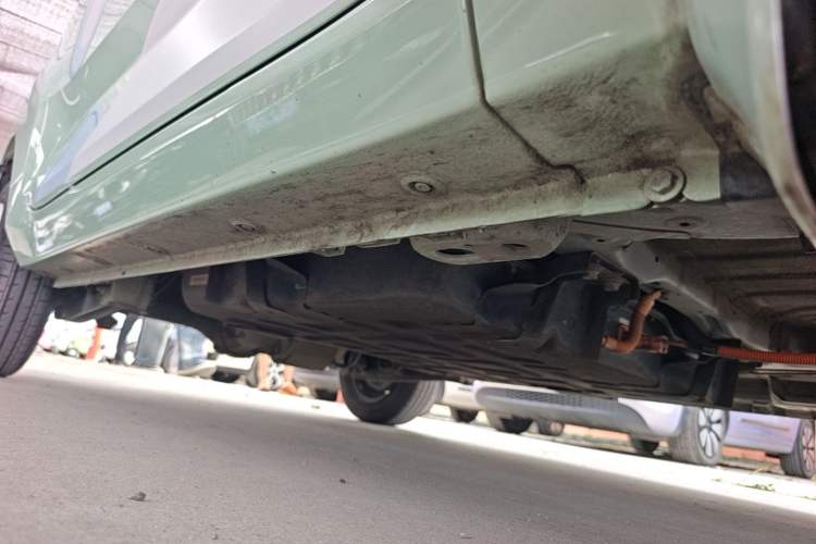 Used Wuling Hongguang MINIEV 2021 Macaron Premium Model – Lithium Iron Phosphate Right Side Sill