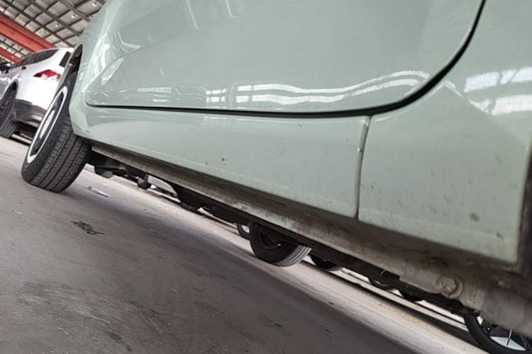 Used Wuling Hongguang MINIEV 2021 Macaron Fashion Edition Lithium-Ion Battery Right Side Sill