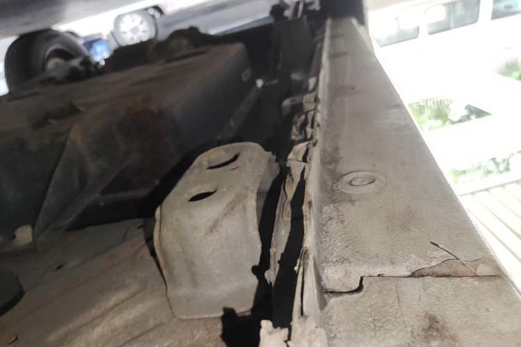 Used Wuling Hongguang MINIEV 2021 Macaron Fashion Model Lithium Iron Phosphate Right Side Sill