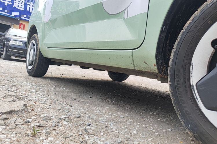Used Wuling Hongguang MINIEV 2021 Macaron Fashion Model Lithium Iron Phosphate Right Side Sill
