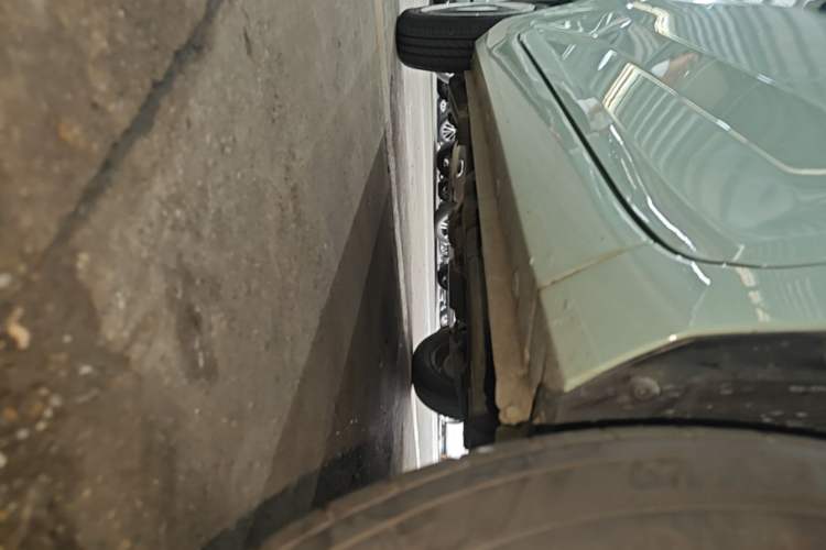Used Wuling Hongguang MINIEV 2021 Macaron Premium Model – Lithium Iron Phosphate Right Side Sill