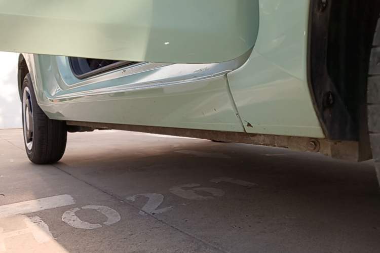 Used Wuling Hongguang MINIEV 2021 Macaron Fashion Model Lithium Iron Phosphate Right Side Sill
