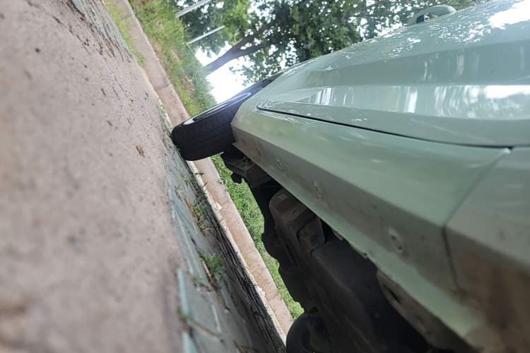 Used Wuling Hongguang MINIEV 2021 Macaron Premium Model – Lithium Iron Phosphate Right Side Sill