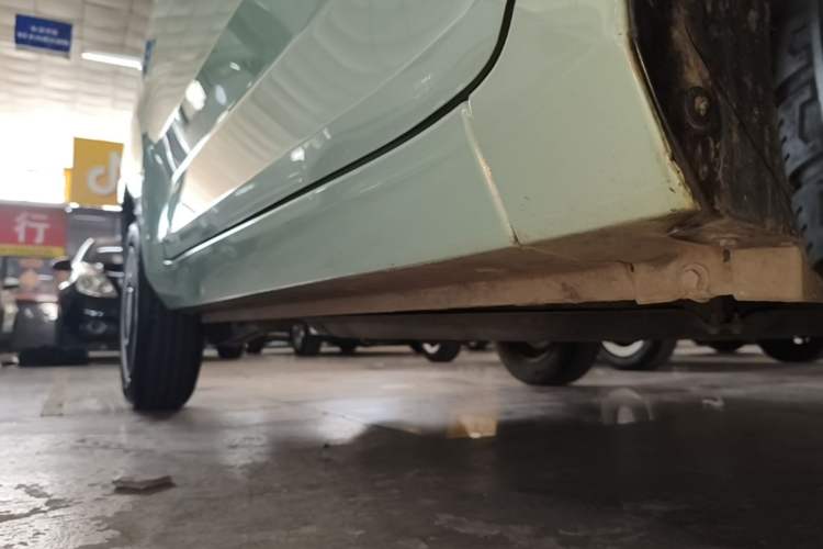Used Wuling Hongguang MINIEV 2021 Macaron Fashion Model Lithium Iron Phosphate Right Side Sill