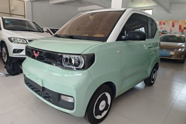 Ojetý Wuling Hongguang MINIEV 2021 Macaron Premium Model – Lithium Iron Phosphate