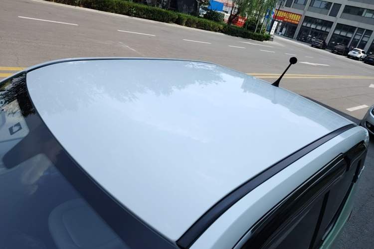Used Wuling Hongguang MINIEV 2021 Macaron Fashion Edition Lithium-Ion Battery Roof