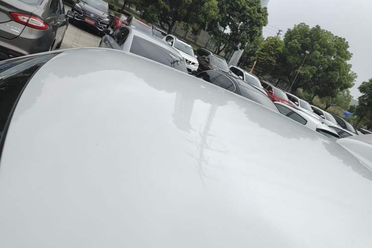 Used Wuling Hongguang MINIEV 2021 Macaron Sandwich Model 120 km Lithium NMC Roof