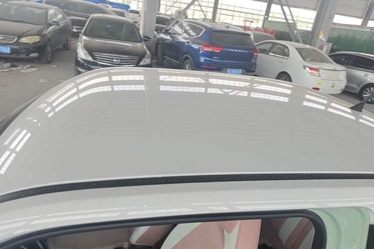 Used Wuling Hongguang MINIEV 2021 Macaron Premium Model – Lithium Iron Phosphate Roof