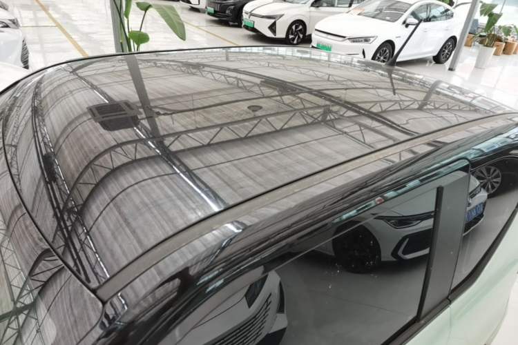 Used Wuling Hongguang MINIEV 2021 Macaron Fashion Model Lithium Iron Phosphate Roof