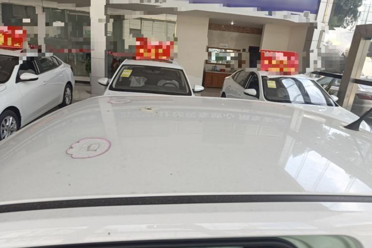 Used Wuling Hongguang MINIEV 2021 Macaron Sandwich Model 170 km Lithium Iron Phosphate Roof