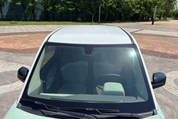 Used Wuling Hongguang MINIEV 2021 Macaron Premium Model – Lithium Iron Phosphate Roof