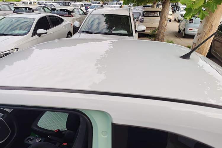 Used Wuling Hongguang MINIEV 2021 Macaron Fashion Model Lithium Iron Phosphate Roof
