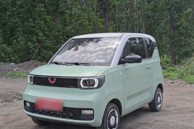 Used Wuling Hongguang MINIEV 2021 Macaron Fashion Model Lithium Iron Phosphate