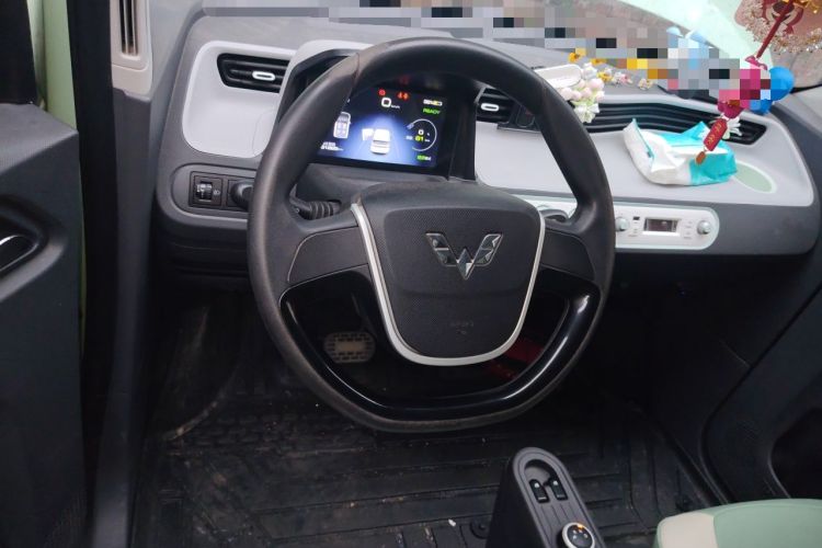 Used Wuling Hongguang MINIEV 2021 Macaron Premium Model – Lithium Iron Phosphate Steering Wheel