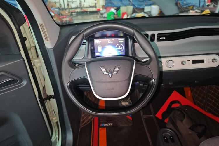 Used Wuling Hongguang MINIEV 2021 Macaron Premium Model – Lithium Iron Phosphate Steering Wheel
