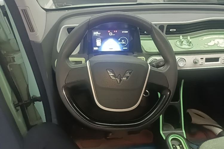 Used Wuling Hongguang MINIEV 2021 Macaron Premium Model – Lithium Iron Phosphate Steering Wheel