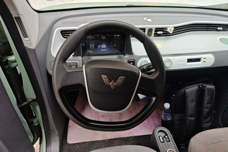 Used Wuling Hongguang MINIEV 2021 Macaron Premium Model – Lithium-NMC Steering Wheel