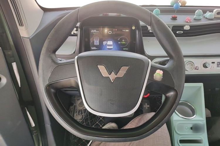Used Wuling Hongguang MINIEV 2021 Macaron Premium Model – Lithium-NMC Steering Wheel