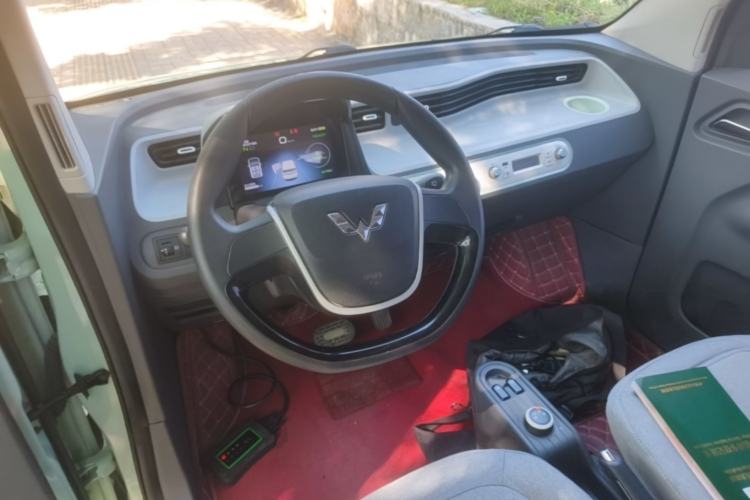 Used Wuling Hongguang MINIEV 2021 Macaron Premium Model – Lithium Iron Phosphate Steering Wheel