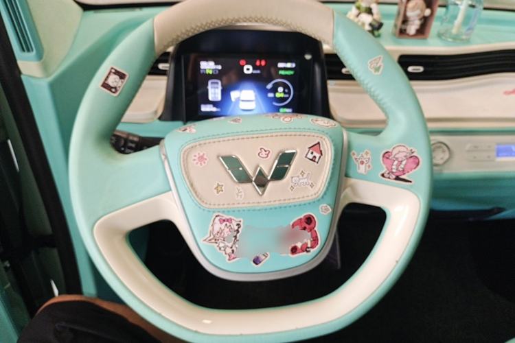 Used Wuling Hongguang MINIEV 2021 Macaron Premium Model – Lithium Iron Phosphate Steering Wheel