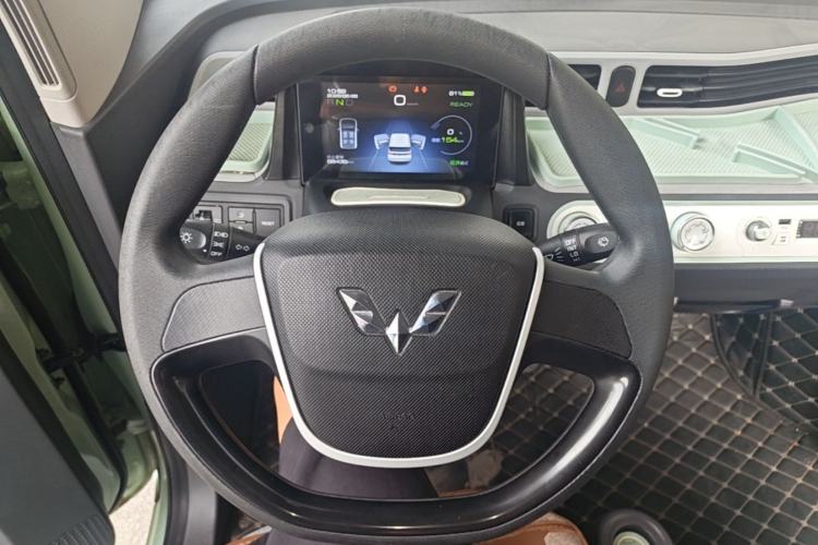 Used Wuling Hongguang MINIEV 2021 Macaron Premium Model – Lithium-NMC Steering Wheel