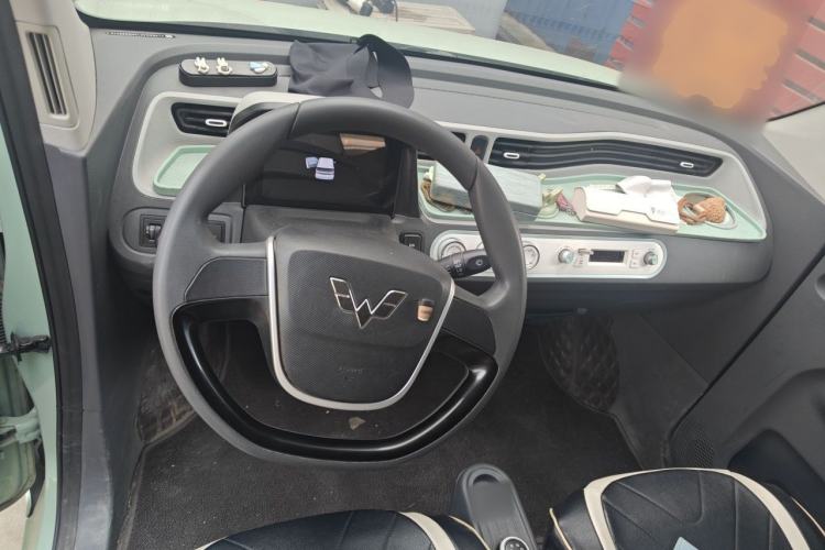Used Wuling Hongguang MINIEV 2021 Macaron Premium Model – Lithium Iron Phosphate Steering Wheel