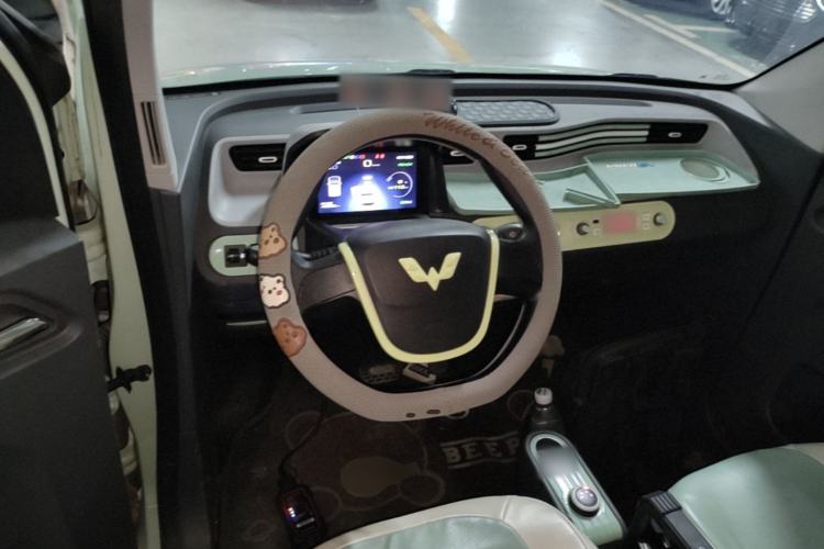 Used Wuling Hongguang MINIEV 2021 Macaron Premium Model – Lithium Iron Phosphate Steering Wheel