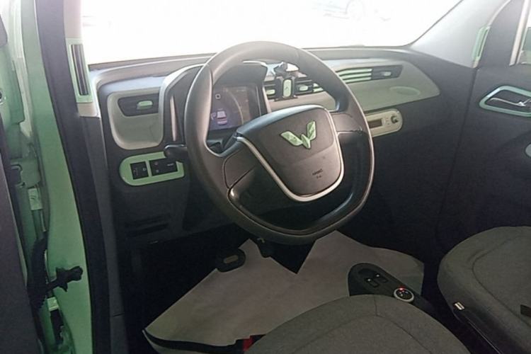 Used Wuling Hongguang MINIEV 2021 Macaron Premium Model – Lithium Iron Phosphate Steering Wheel