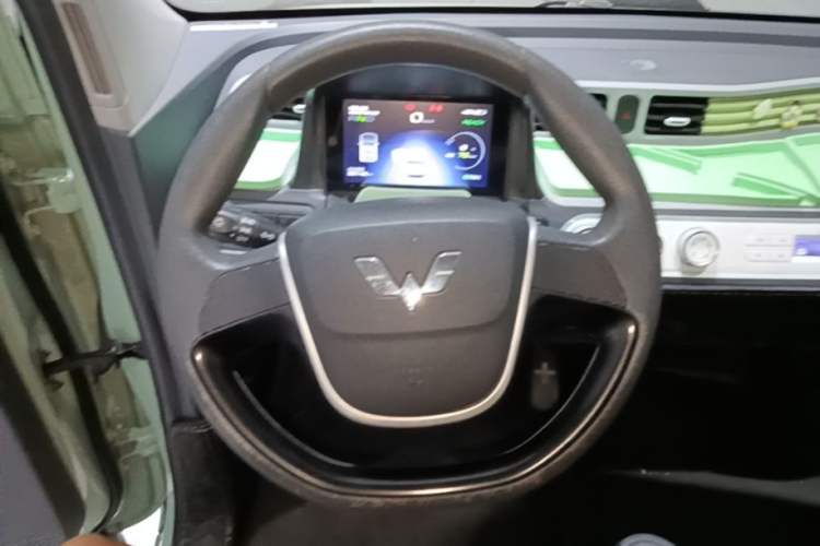 Used Wuling Hongguang MINIEV 2021 Macaron Premium Model – Lithium Iron Phosphate Steering Wheel