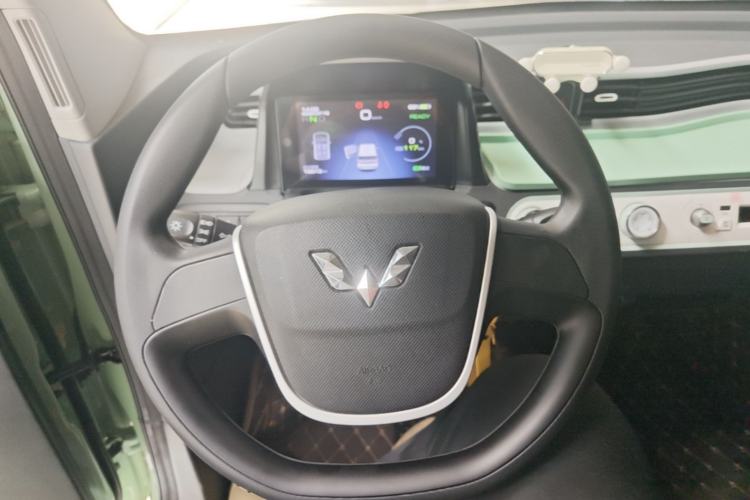 Used Wuling Hongguang MINIEV 2021 Macaron Premium Model – Lithium Iron Phosphate Steering Wheel