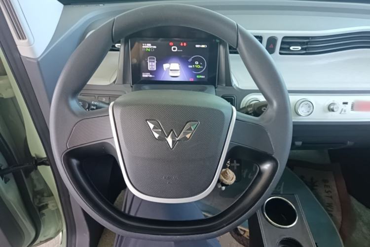 Used Wuling Hongguang MINIEV 2021 Macaron Premium Model – Lithium-NMC Steering Wheel