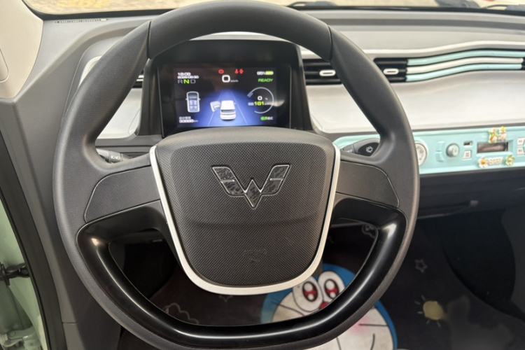 Used Wuling Hongguang MINIEV 2021 Macaron Sandwich Model 170 km Lithium Iron Phosphate Steering Wheel