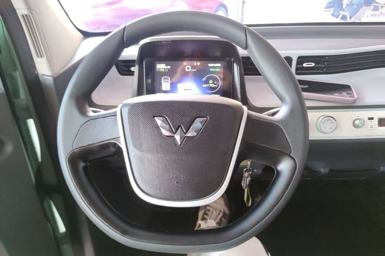 Used Wuling Hongguang MINIEV 2021 Macaron Premium Model – Lithium Iron Phosphate Steering Wheel