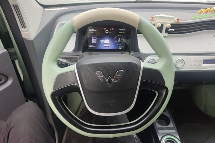 Used Wuling Hongguang MINIEV 2021 Macaron Premium Model – Lithium Iron Phosphate Steering Wheel