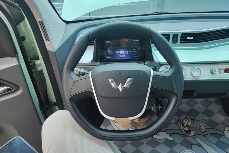 Used Wuling Hongguang MINIEV 2021 Macaron Fashion Model Lithium Iron Phosphate Steering Wheel